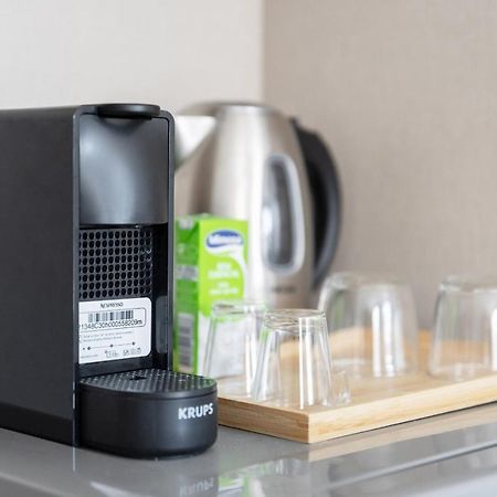 Olala Lisbon Oriente Suites A Ngoại thất bức ảnh