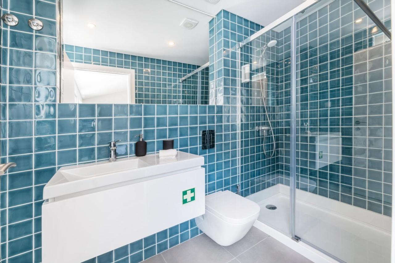 Olala Lisbon Oriente Suites A Ngoại thất bức ảnh